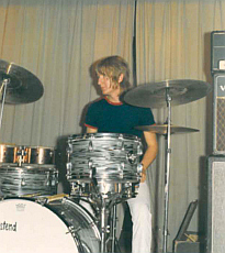 Jaap Eggermont on Westend drumkit Club'66 - Honselersdijk December 08, 1968 photo courtesy Jan Sander